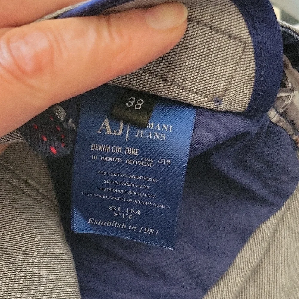 Giorgio Armani stylish straight